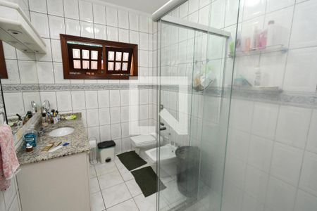 Casa à venda com 102m², 3 quartos e 3 vagasBanheiro