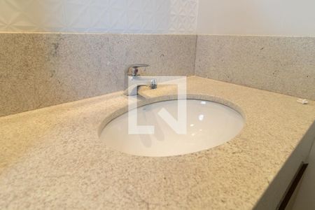 Casa de condomínio à venda com 188m², 3 quartos e 2 vagasBanheiro 3