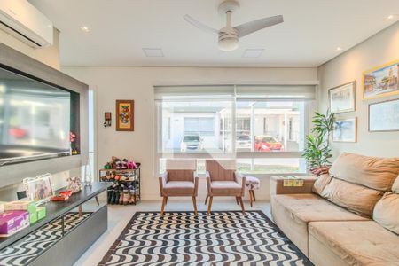 Sala de casa de condomínio à venda com 3 quartos, 188m² em Glória, Porto Alegre
