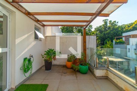 Casa de condomínio à venda com 188m², 3 quartos e 2 vagasVaranda