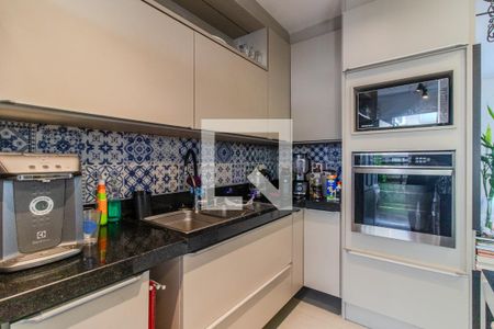 Casa de condomínio à venda com 188m², 3 quartos e 2 vagasCozinha e Área de Serviço