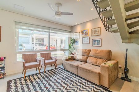 Sala de casa de condomínio à venda com 3 quartos, 188m² em Glória, Porto Alegre
