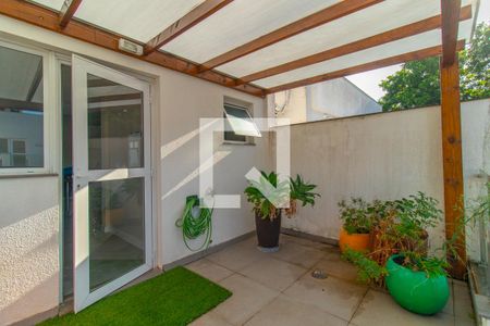 Casa de condomínio à venda com 188m², 3 quartos e 2 vagasVaranda