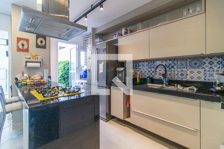 Casa de condomínio à venda com 188m², 3 quartos e 2 vagasCozinha e Área de Serviço