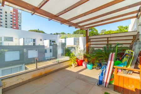 Casa de condomínio à venda com 188m², 3 quartos e 2 vagasVaranda