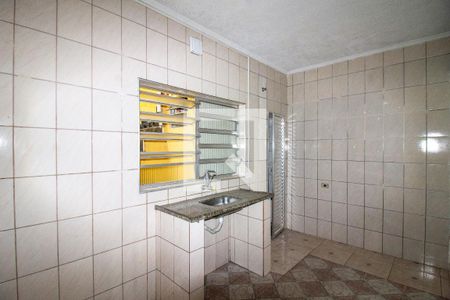 Cozinha de casa para alugar com 1 quarto, 55m² em Jardim Presidente Dutra, Guarulhos