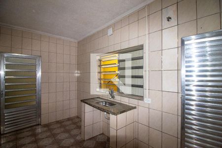 Cozinha de casa para alugar com 1 quarto, 55m² em Jardim Presidente Dutra, Guarulhos