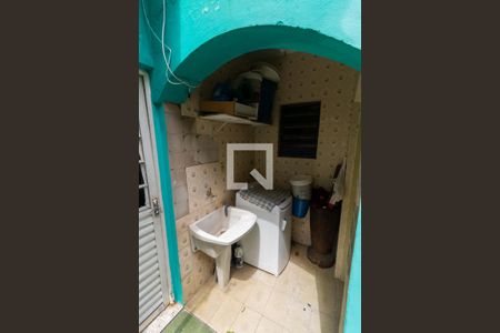 Casa à venda com 250m², 5 quartos e 2 vagas Casa à venda com 250m², 5 quartos e 2 vagasÁrea de Serviço