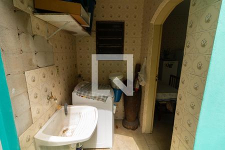 Casa à venda com 250m², 5 quartos e 2 vagas Casa à venda com 250m², 5 quartos e 2 vagasÁrea de Serviço