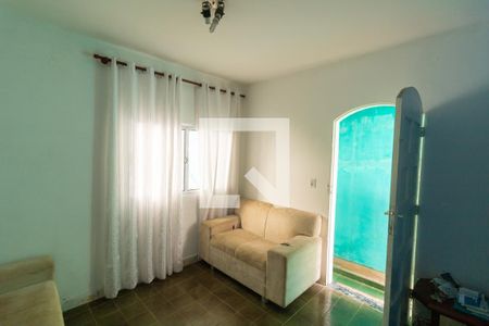 Sala 1 de casa à venda com 5 quartos, 250m² em Vila Rio Branco, São Paulo
