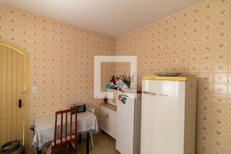 Casa à venda com 250m², 5 quartos e 2 vagas Casa à venda com 250m², 5 quartos e 2 vagasCozinha