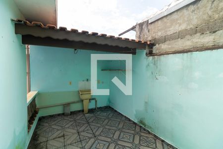 Casa à venda com 250m², 5 quartos e 2 vagas Casa à venda com 250m², 5 quartos e 2 vagasÁrea de Serviço