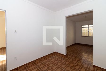 Quarto 2 de casa à venda com 2 quartos, 120m² em Irajá, Rio de Janeiro