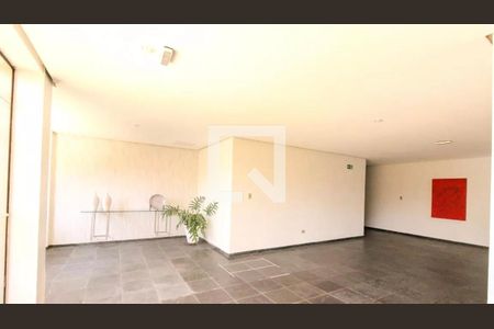 Apartamento à venda com 65m², 2 quartos e 1 vaga Apartamento à venda com 65m², 2 quartos e 1 vagaHall de entrada