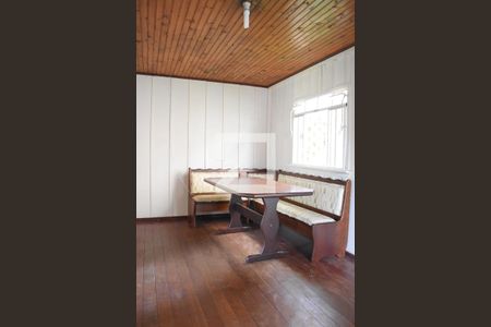 Sala de casa de condomínio para alugar com 2 quartos, 48m² em Pilarzinho, Curitiba