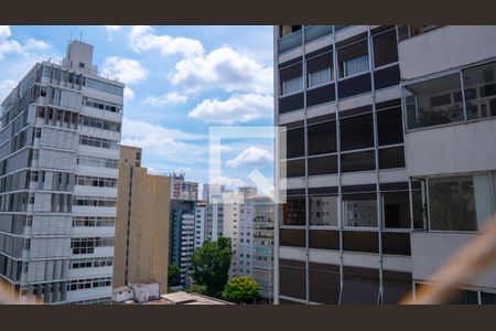 Vista de apartamento à venda com 3 quartos, 168m² em Higienópolis, São Paulo