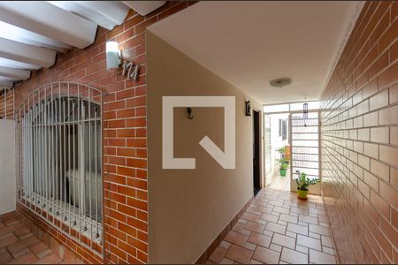 Casa à venda com 142m², 3 quartos e 2 vagasCorredor