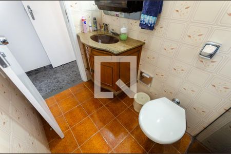 Casa à venda com 142m², 3 quartos e 2 vagasBanheiro da Suíte