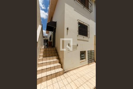 Casa à venda com 142m², 3 quartos e 2 vagasQuintal