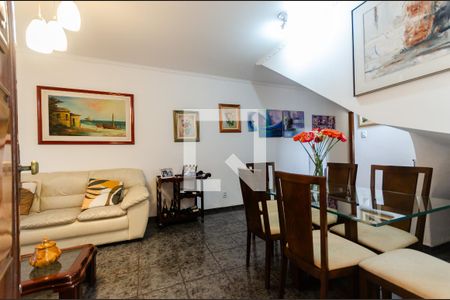 Sala de casa à venda com 3 quartos, 142m² em Jardim Monjolo, São Paulo