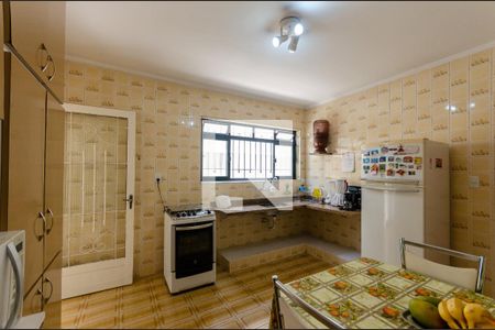 Casa à venda com 142m², 3 quartos e 2 vagasCozinha