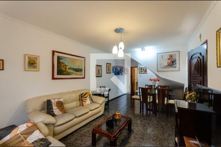 Sala de casa à venda com 3 quartos, 142m² em Jardim Monjolo, São Paulo