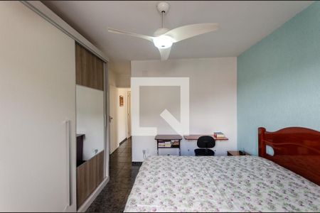 Casa à venda com 142m², 3 quartos e 2 vagasSuíte