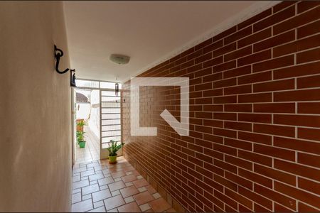 Casa à venda com 142m², 3 quartos e 2 vagasCorredor