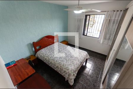 Casa à venda com 142m², 3 quartos e 2 vagasSuíte