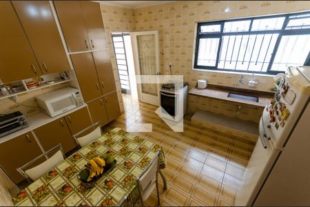 Casa à venda com 142m², 3 quartos e 2 vagasCozinha