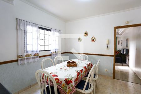 Casa à venda com 135m², 3 quartos e 3 vagascopa e cozinha