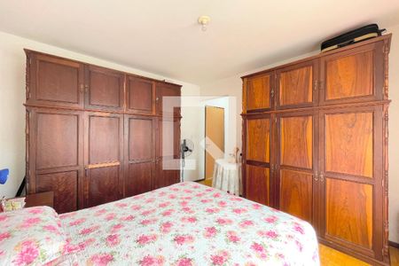 Casa à venda com 231m², 3 quartos e 4 vagasSuíte