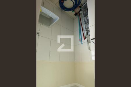 lavanderia de casa para alugar com 1 quarto, 55m² em Vila Isolina Mazzei, São Paulo