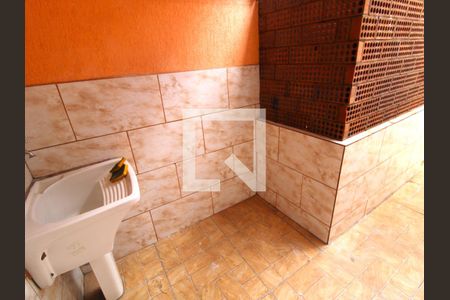 Casa para alugar com 50m², 1 quarto e sem vagaÁrea de Serviço