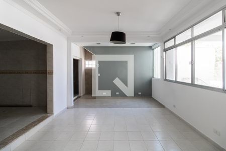 Casa para alugar com 110m², 2 quartos e sem vagaSala