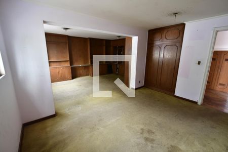 Sala 1 de casa para alugar com 4 quartos, 450m² em Nova Campinas, Campinas