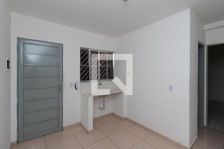 Sala/Cozinha de casa para alugar com 1 quarto, 35m² em Vila Ede, São Paulo