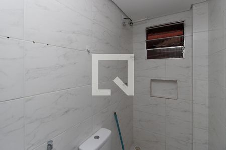 Banheiro de casa para alugar com 1 quarto, 35m² em Vila Ede, São Paulo