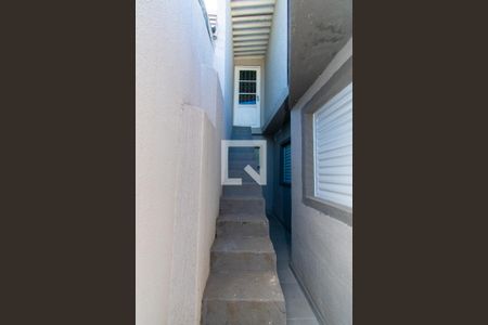 Casa à venda com 99m², 3 quartos e 1 vagaEscada