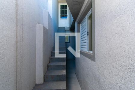 Casa à venda com 99m², 3 quartos e 1 vagaEscada