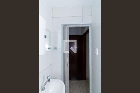 Casa à venda com 99m², 3 quartos e 1 vagaBanheiro 2