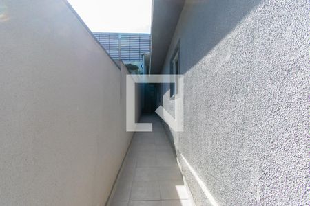 Casa à venda com 99m², 3 quartos e 1 vagaCorredor Externo