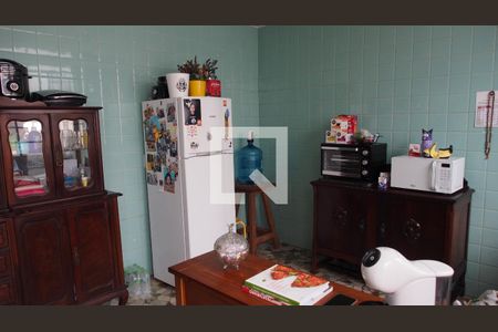 Casa à venda com 228m², 3 quartos e 2 vagasCozinha 