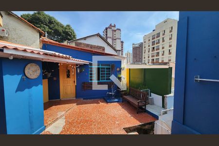 Casa à venda com 228m², 3 quartos e 2 vagas Casa à venda com 228m², 3 quartos e 2 vagasÁrea comum