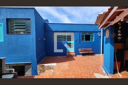 Casa à venda com 228m², 3 quartos e 2 vagas Casa à venda com 228m², 3 quartos e 2 vagasÁrea comum