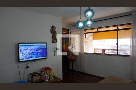 Sala de casa à venda com 3 quartos, 228m² em Anhangabaú, Jundiaí