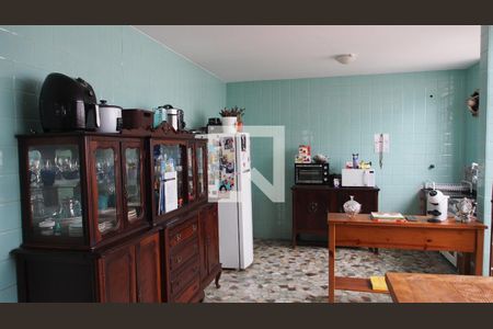 Casa à venda com 228m², 3 quartos e 2 vagasCozinha 