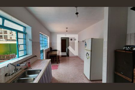 Casa à venda com 228m², 3 quartos e 2 vagas Casa à venda com 228m², 3 quartos e 2 vagasCozinha 2