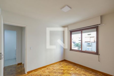 Dormitório de apartamento para alugar com 2 quartos, 69m² em Jardim Itu, Porto Alegre