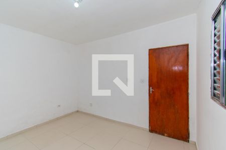 Quarto 1 de casa para alugar com 2 quartos, 100m² em Vila Industrial, São Paulo